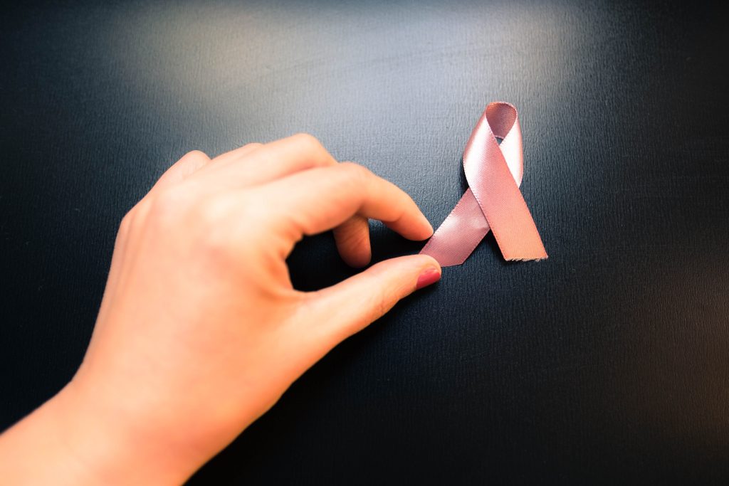 breast cancer ribbon