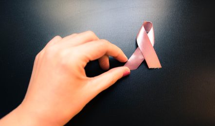 lazo del cáncer de mama