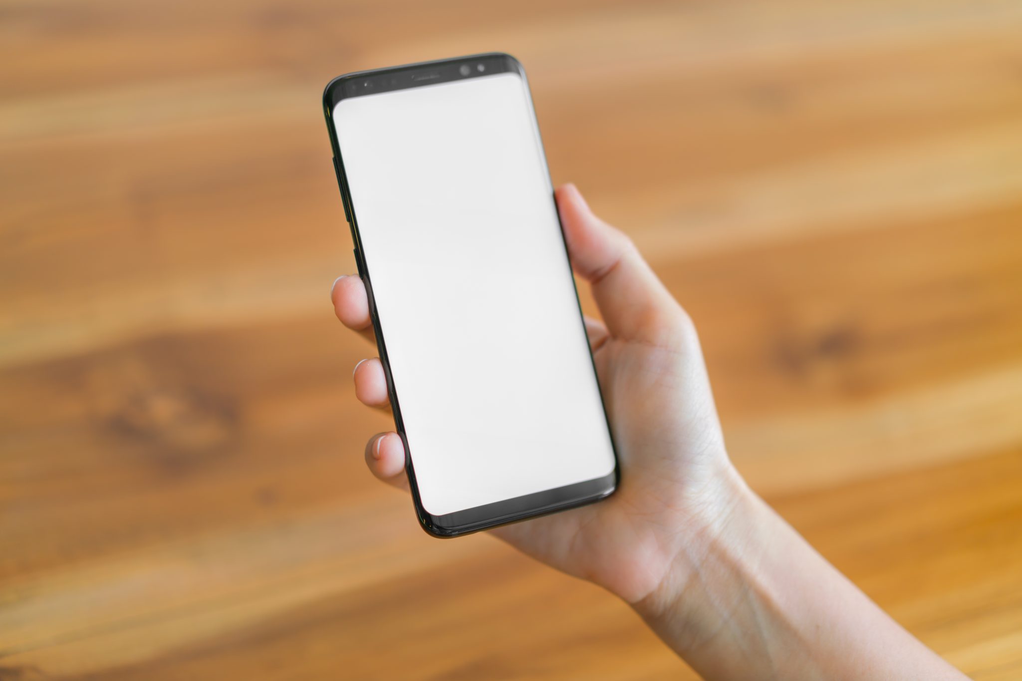 How To Get A Free Cell Phone in 2022 EverWondered