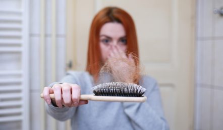woman preventing hair loss