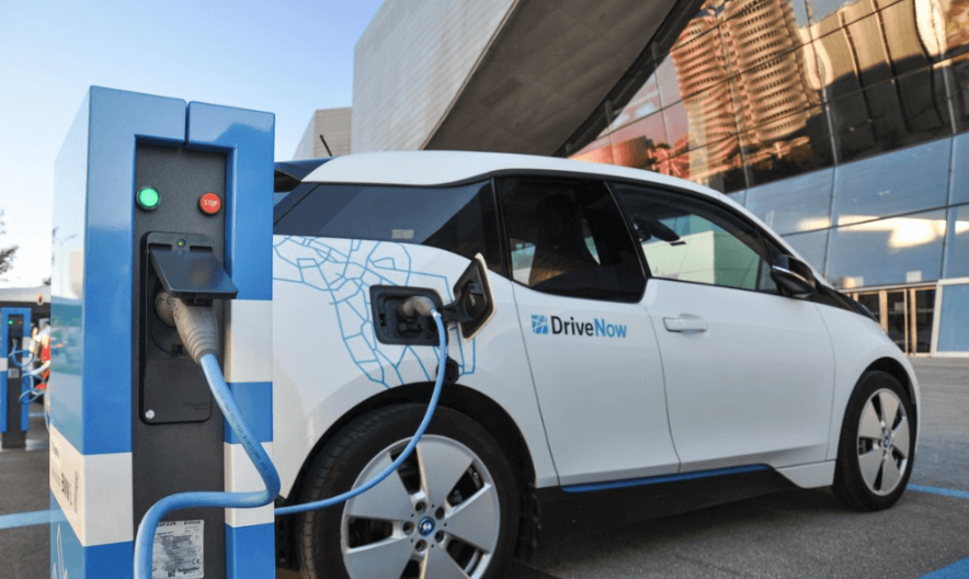 Electric Cars Benefits, Impact on Environment, Types, and Challenges